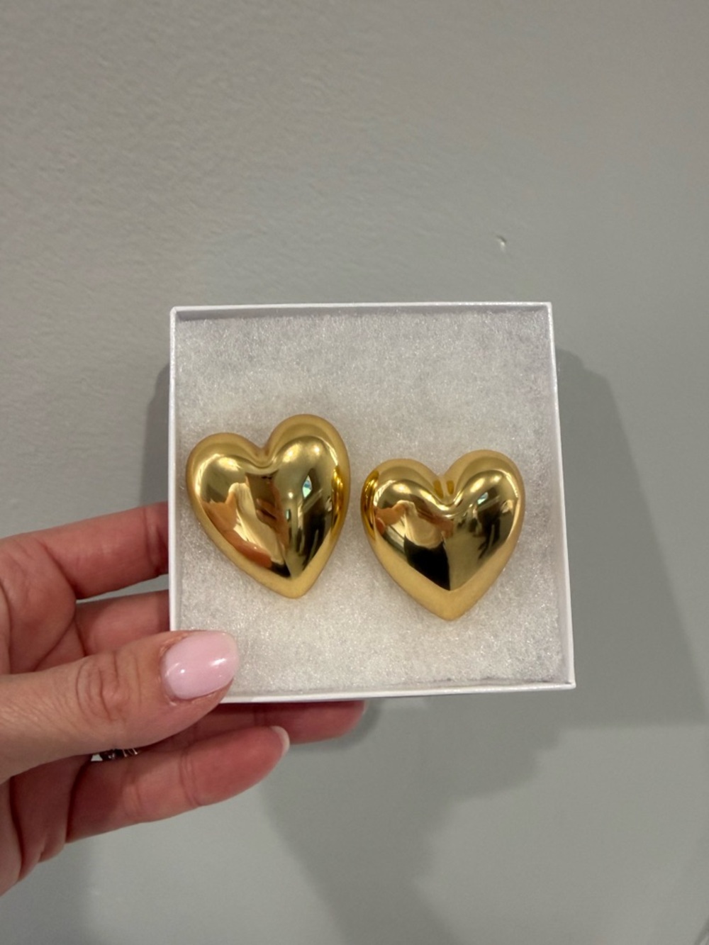 Oversized heart earrings
